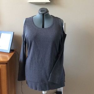 Women’s XXL Gray cold shoulder Stretch Top